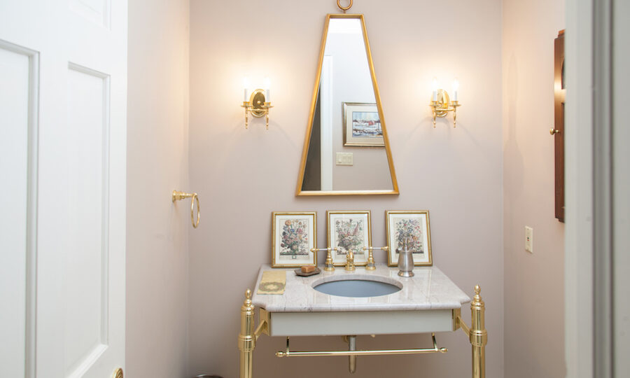 powder room