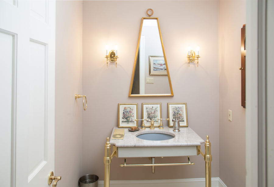 powder room