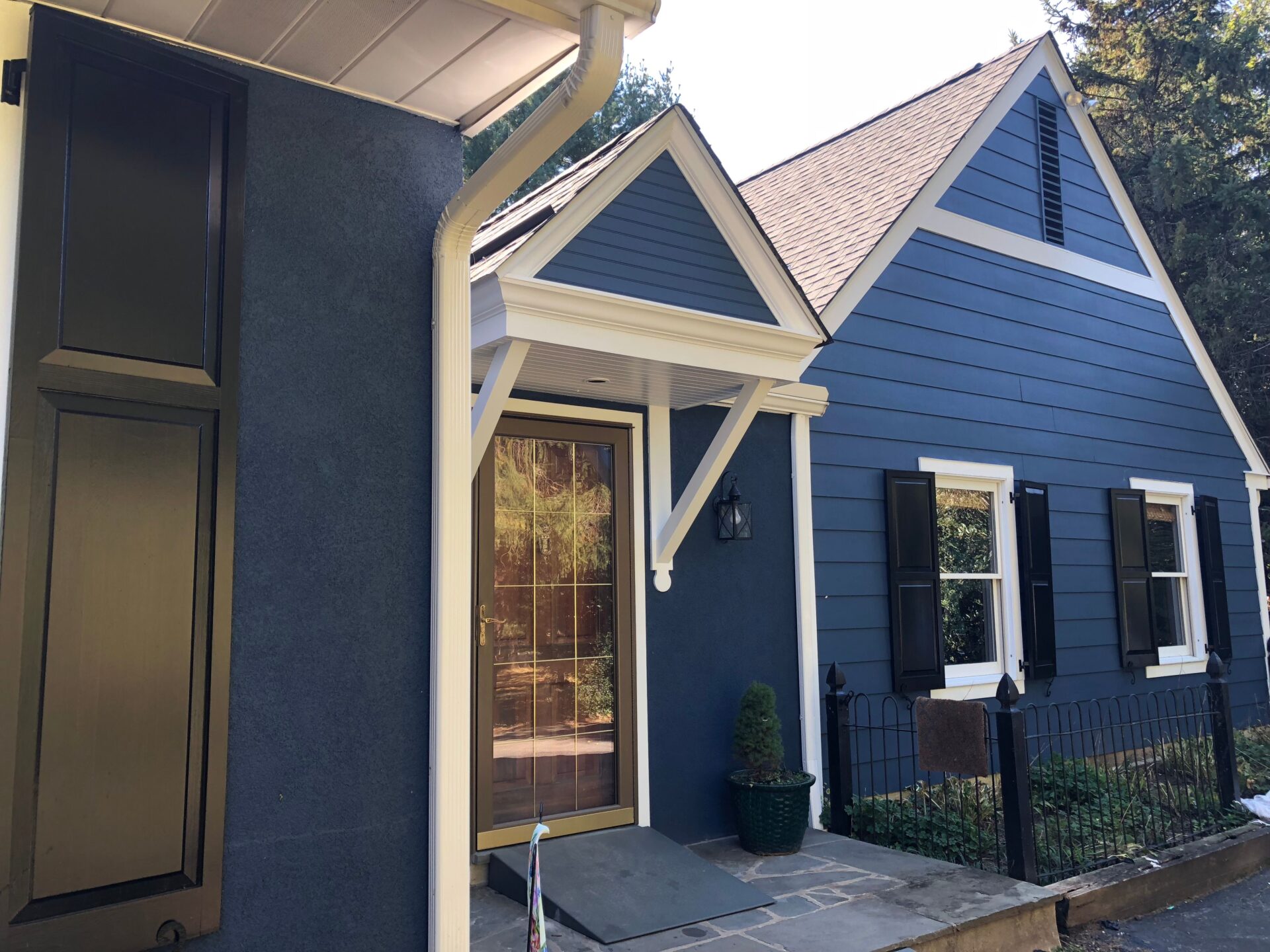 Exterior House Painters Near Me